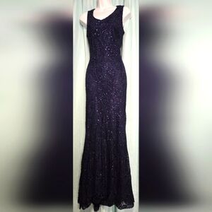 Elegant Navy Lace Full Length Dress